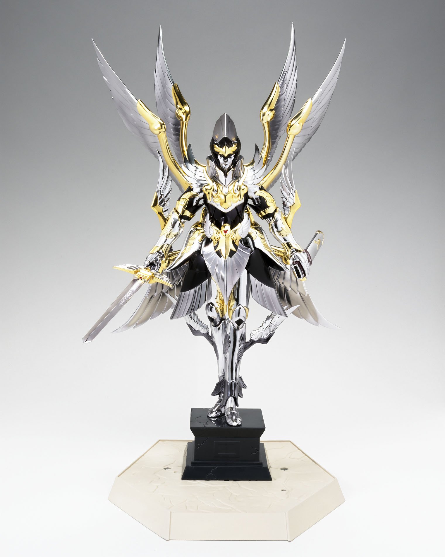 Amazon.co.jp: TAMASHII NATIONS 聖闘士聖衣神話 聖闘士星矢 冥王