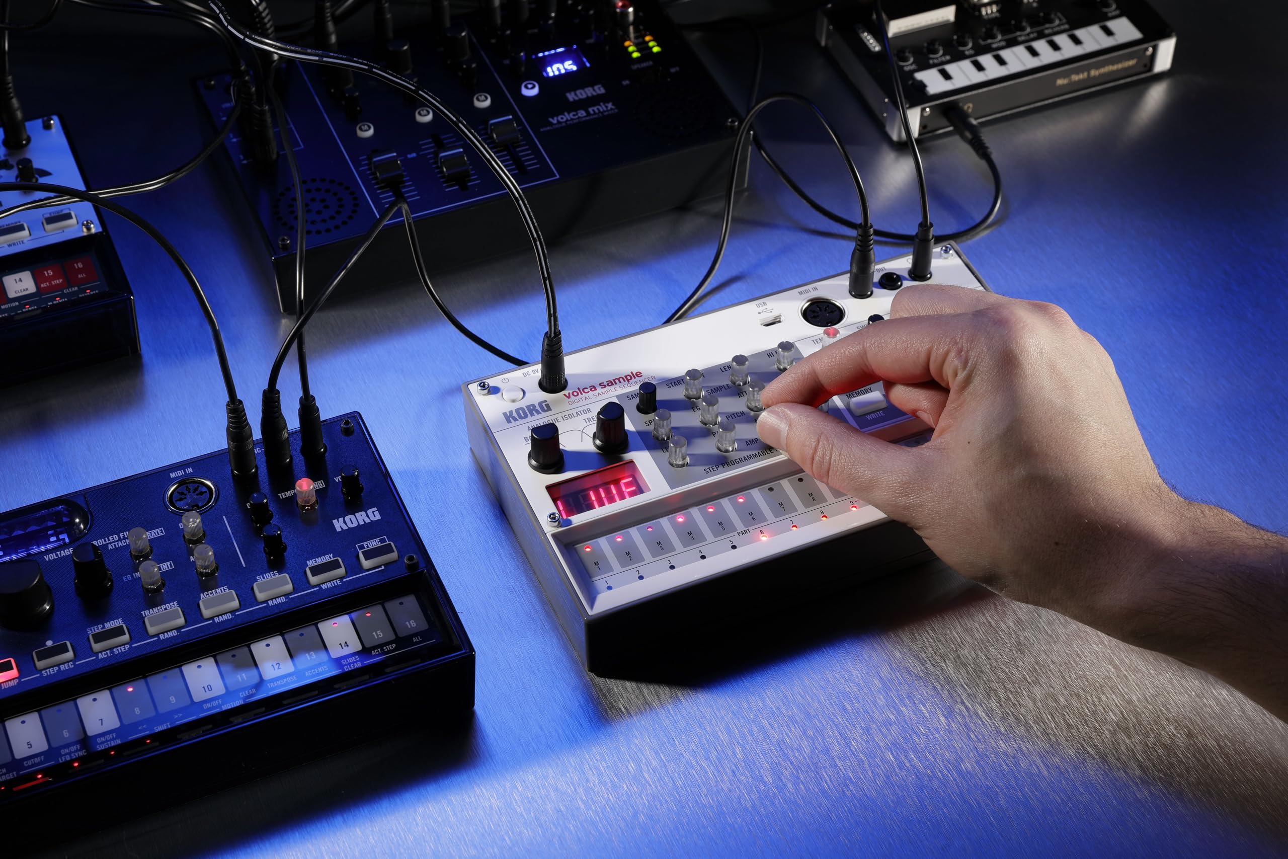 Amazon | KORG デジタル サンプラー volca sample2 シンセサイザー