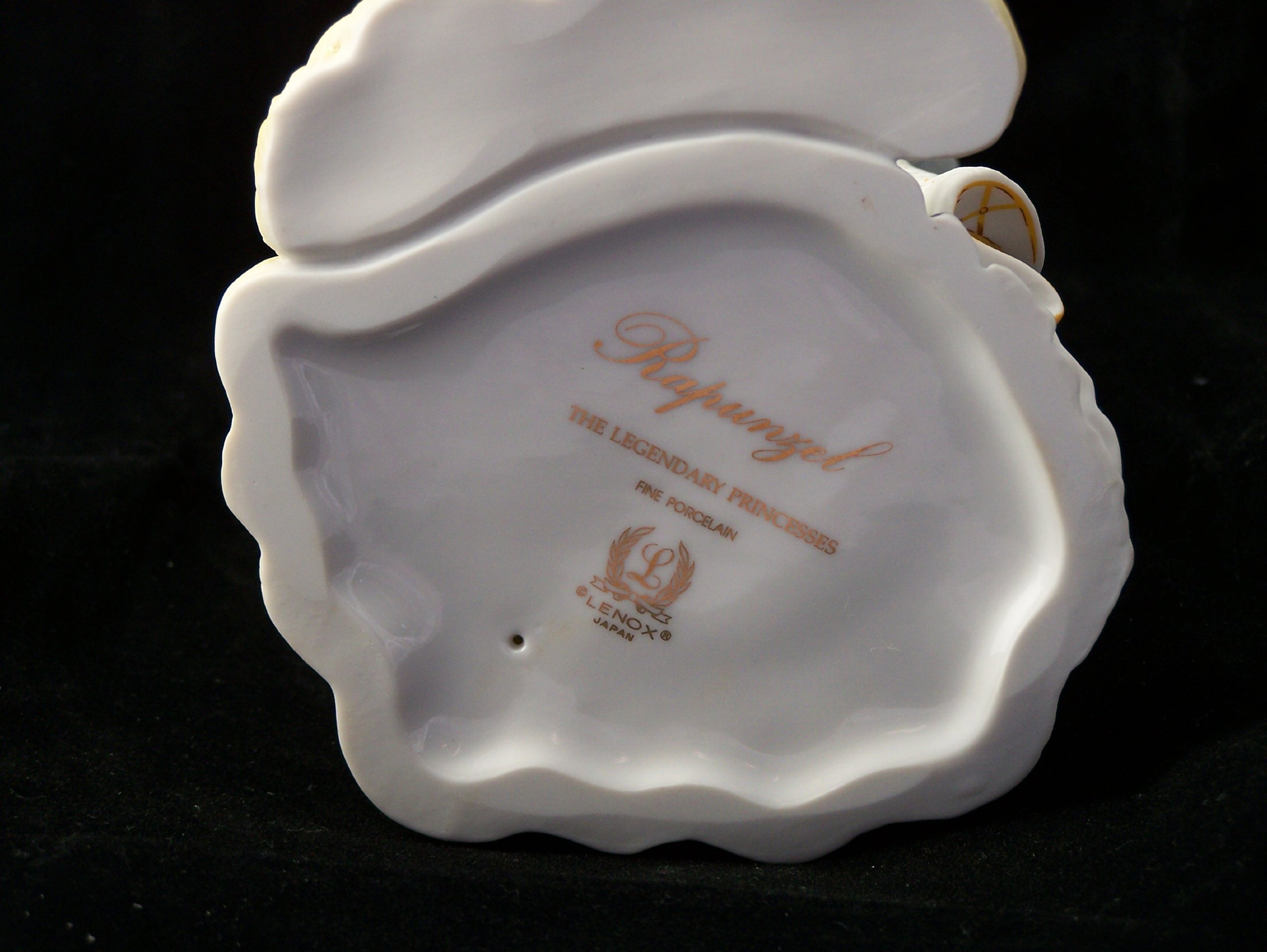 Amazon.com: Lenox Legendary Princess Rapunzel Porcelain Figurine