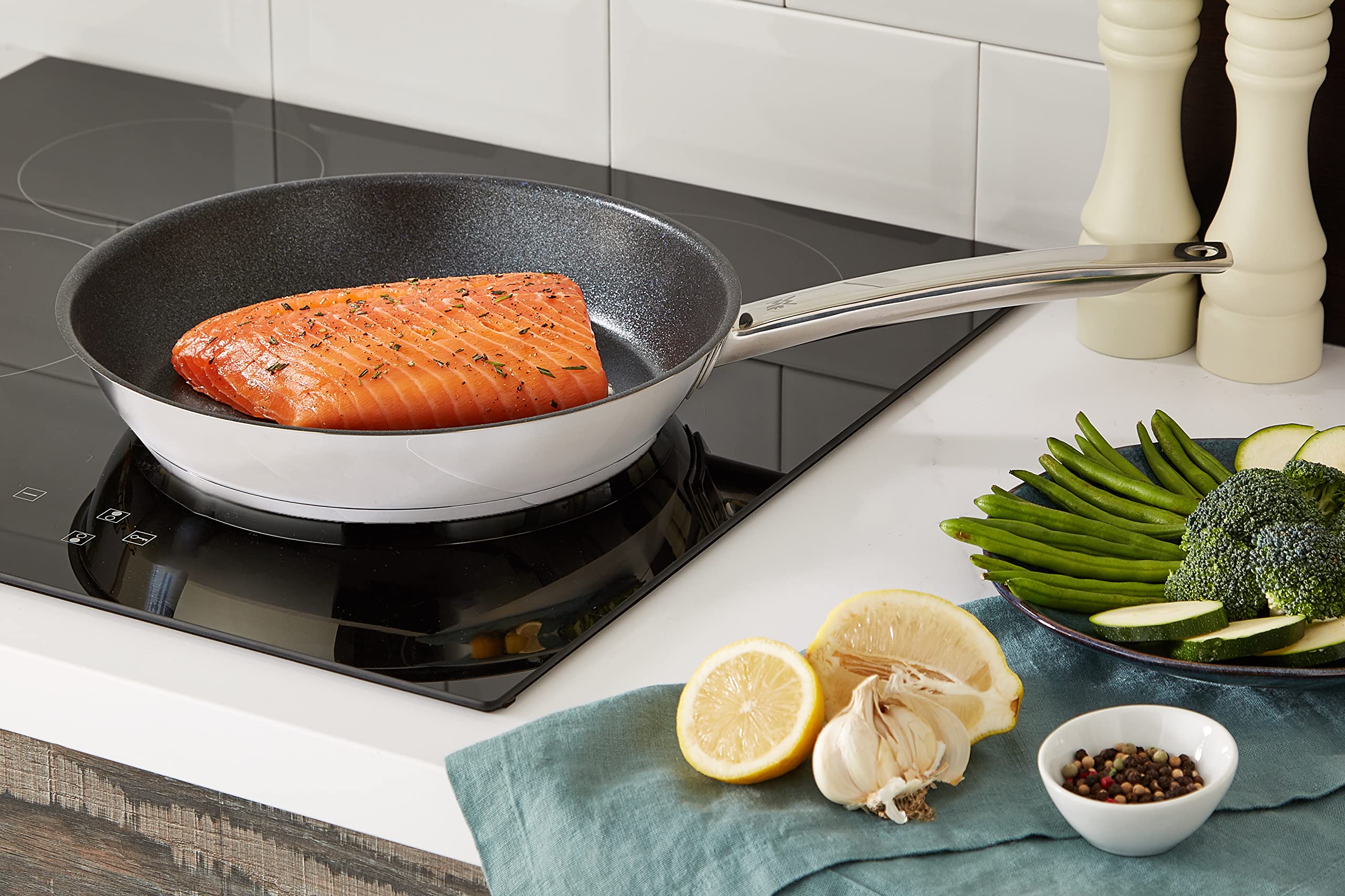 Amazon.co.jp: WMF (ヴェーエムエフ) フライパン 28cm IH ガス火対応