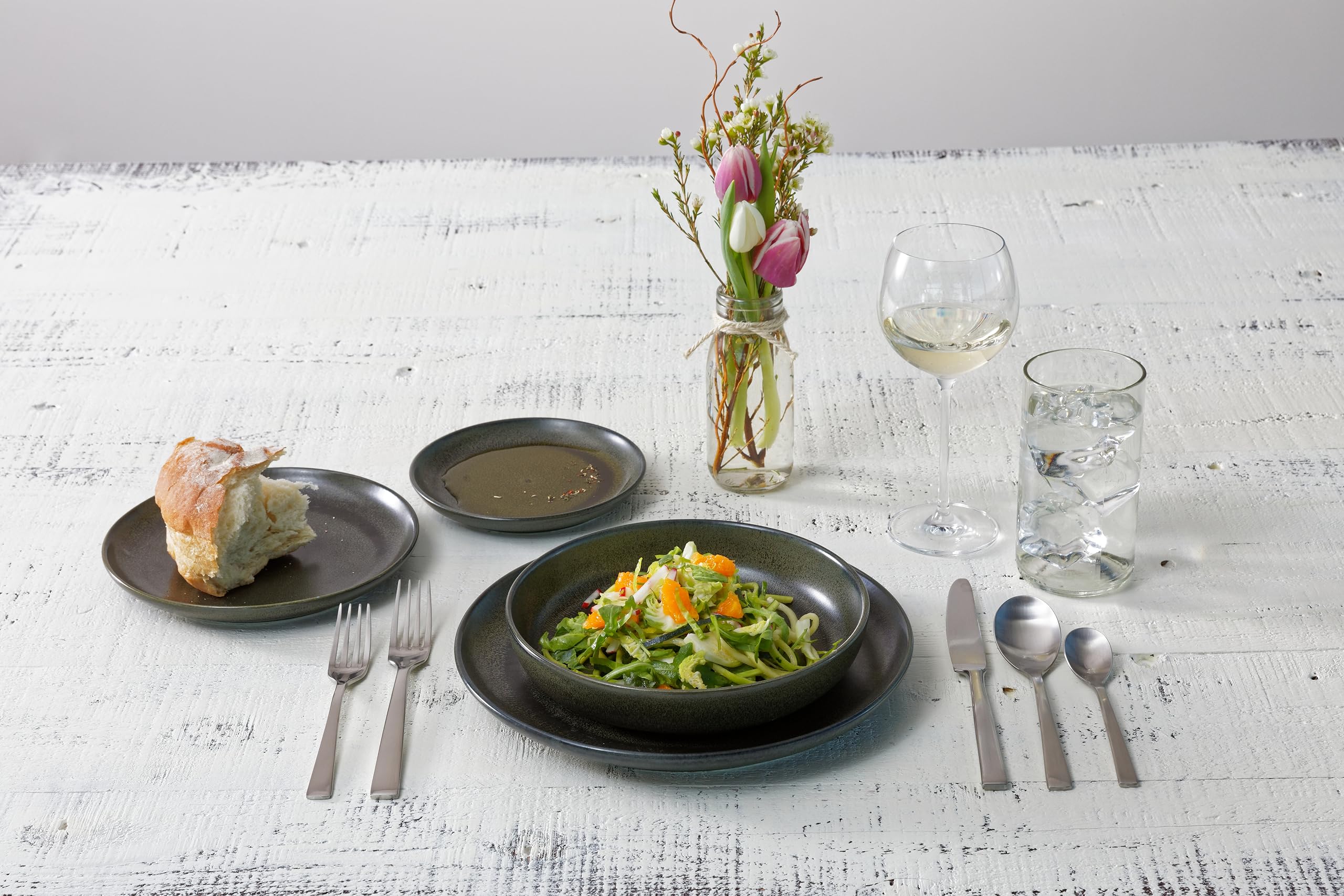 Amazon.com: Fortessa Sound Stoneware 16 Piece Dinnerware Set