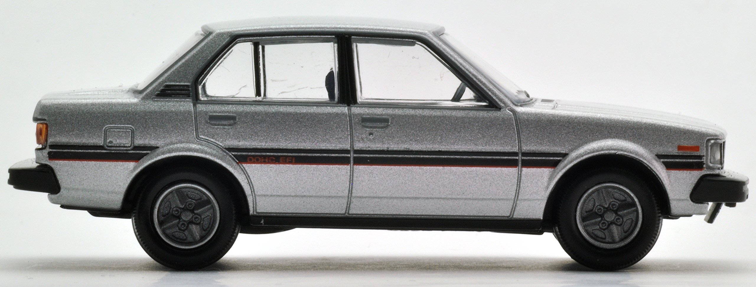 Amazon | トミカリミテッドヴィンテージ ネオ 1/64 LV-N134b カローラ