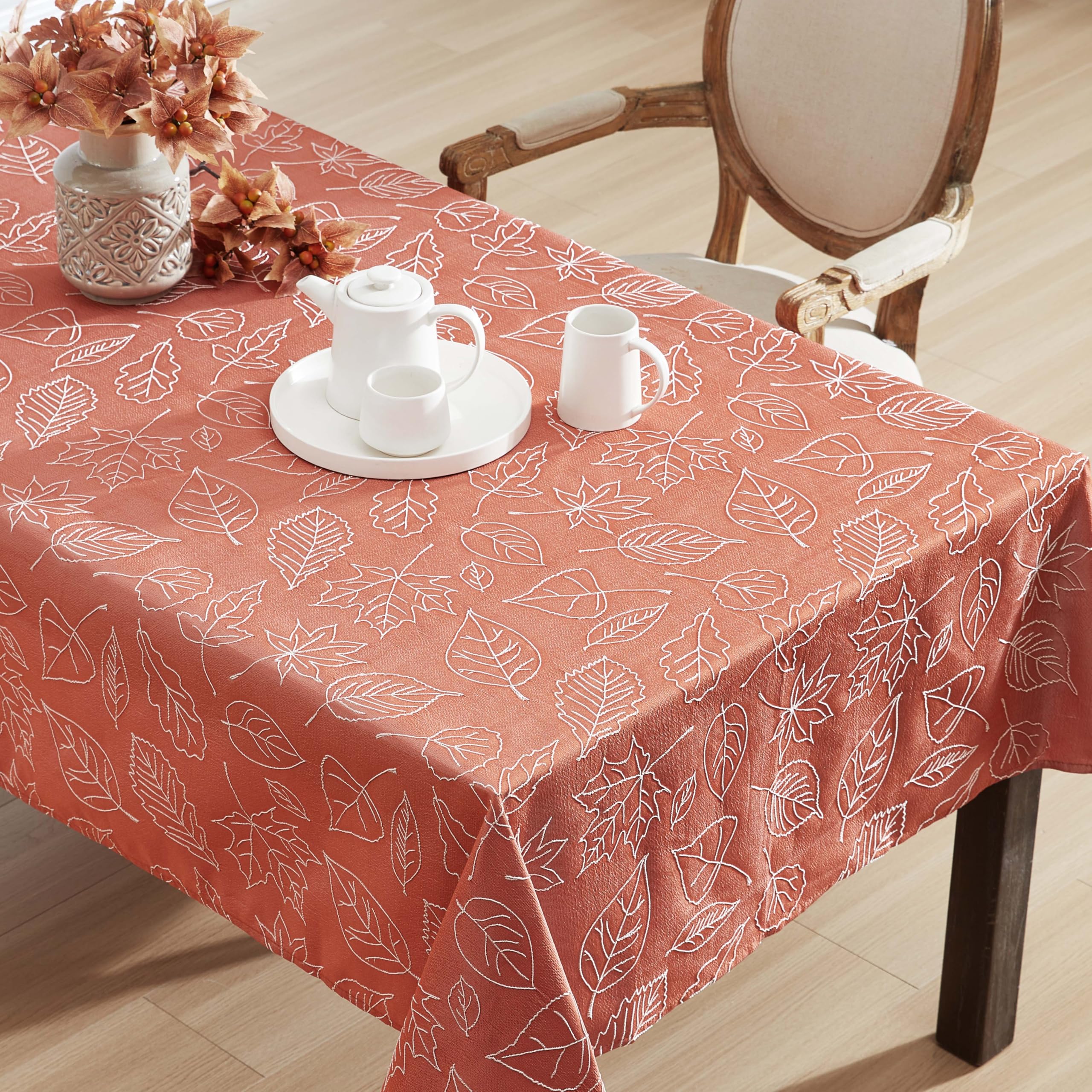 Amazon.com: Laura Ashley Tablecloth Raised Woven Embroidered