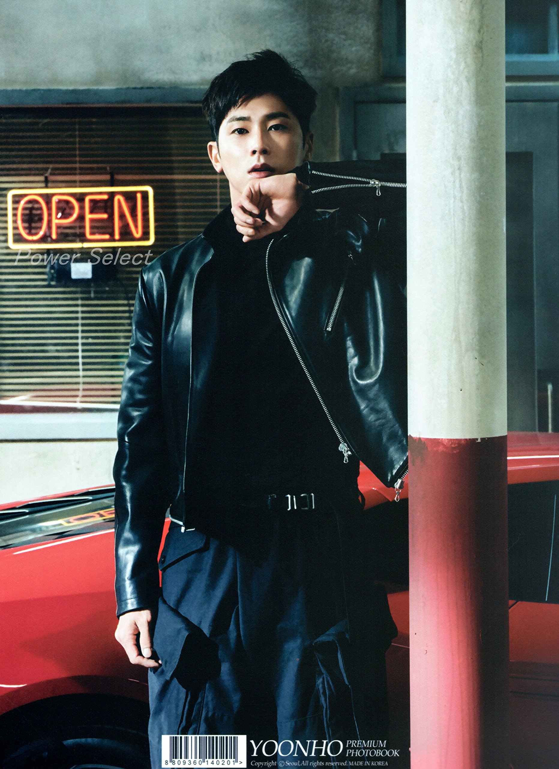 Amazon.co.jp: 東方神起 ユノ ユンホ 【 写真集 Premium Photo Book