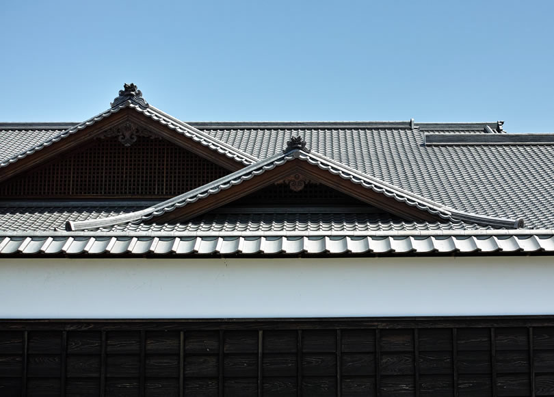 みなと瓦産業株式会社｜淡路瓦｜いぶし瓦｜ – 瓦づくりに熱い情熱を