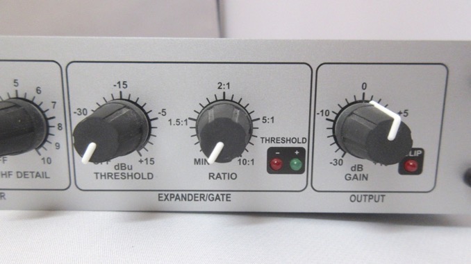 dbx 286s マイクプリアンプを開けてみた！ | Mitchie Mのブログ