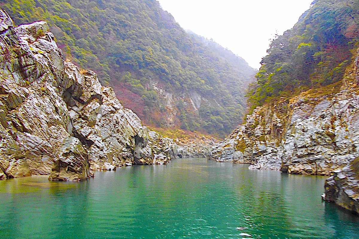 徳島県三好市 大歩危をゆく パート1｜吉野川の壮大な渓谷 | まるごと