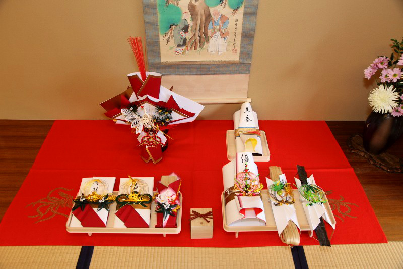 金封式結納品・略式結納品の事例｜津田水引の結納