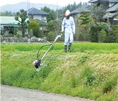 SP650A スパイダーモアー 替刃・オイル付 - 乗用草刈機専門サイトMOA-1