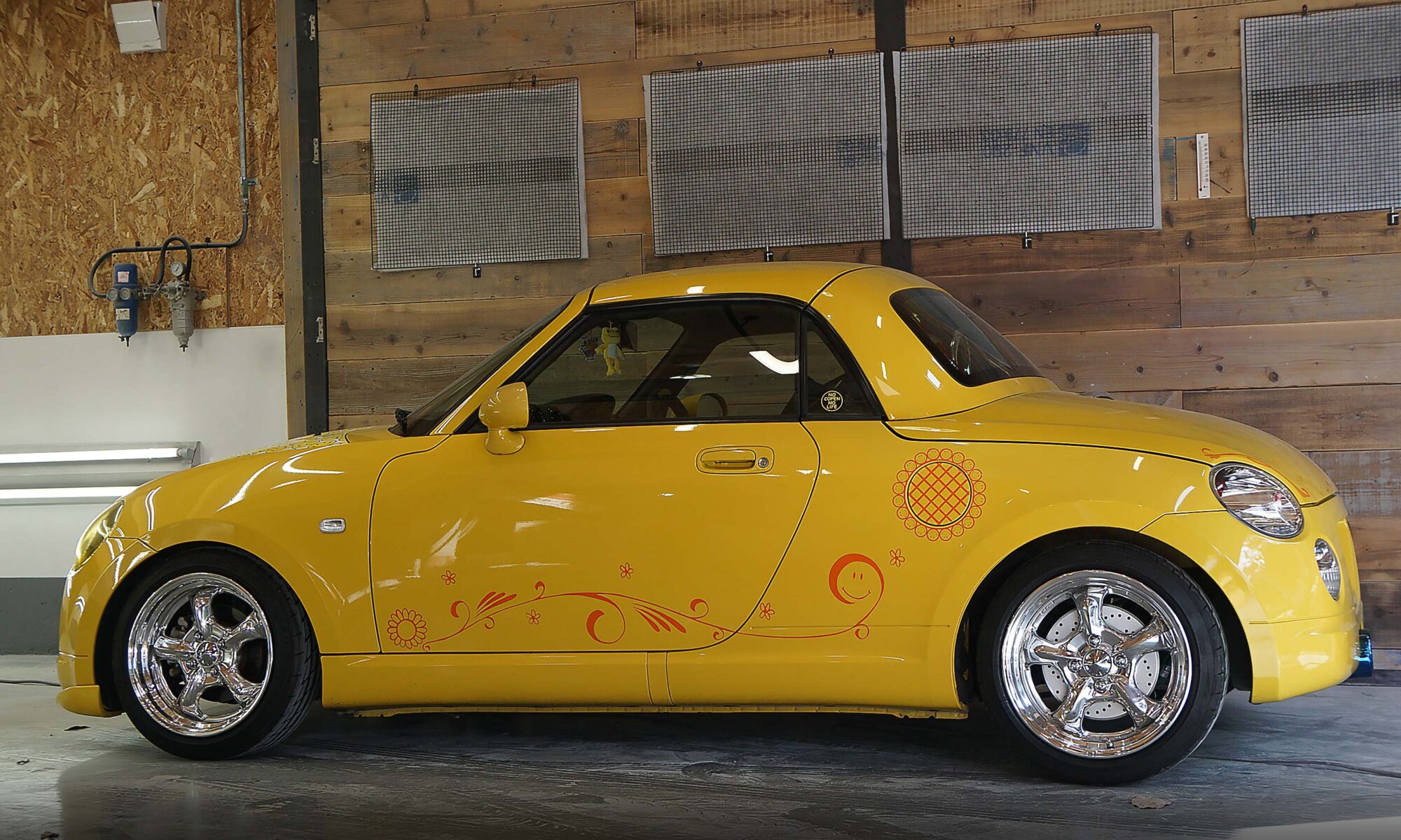 スマイルマーク＆お花畑ピンスト完了！(✽ ﾟдﾟ ✽) - コペン専門店も