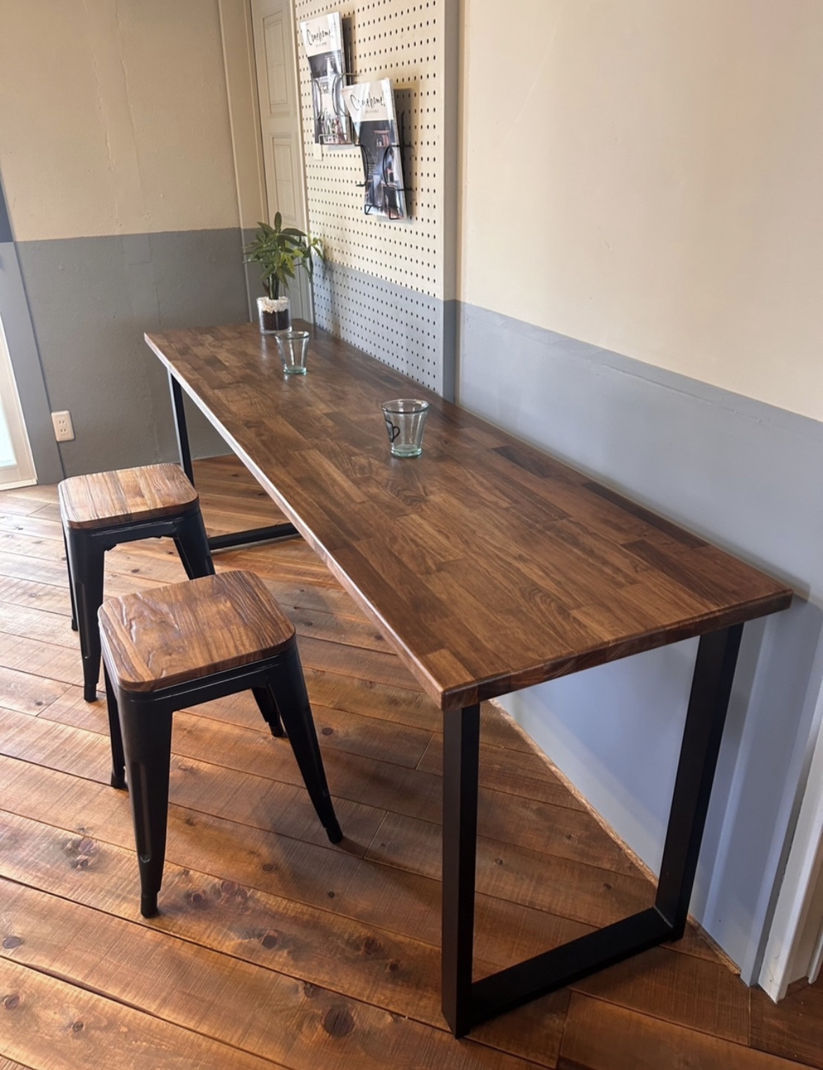 アカシアのカウンターテーブル ロ型アイアン脚 – 1800×500×715mm – 板