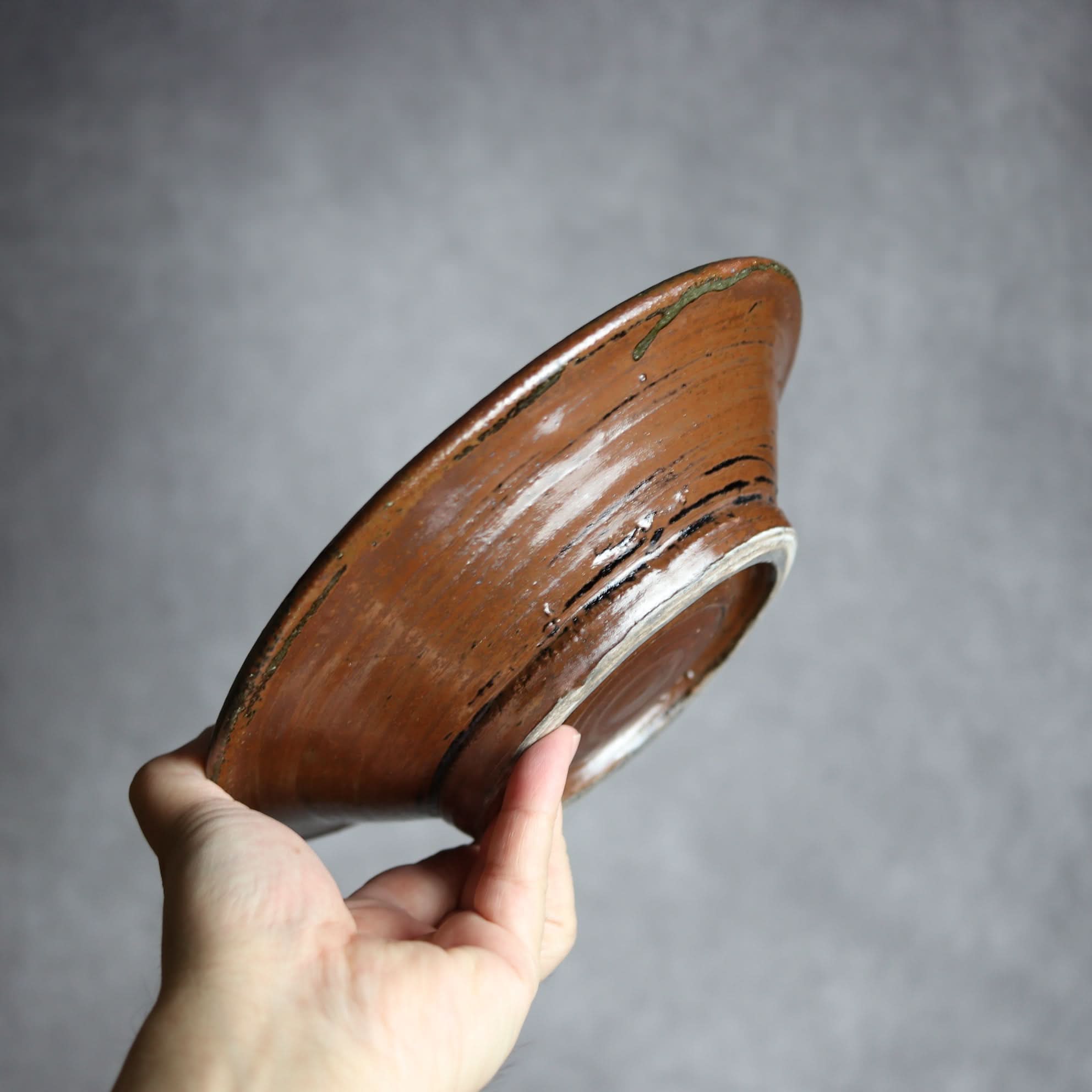 7寸皿1 イッチン 唐草 やちむん 陶器 北窯 宮城正享工房｜北窯 宮城正