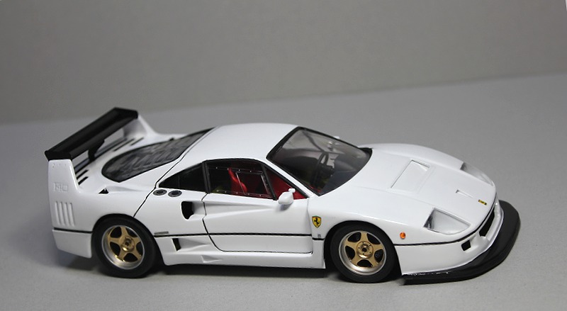 1/24 フェラーリ F40LM ストラダーレ Ferrari F40LEMANS F40GTE フジミ