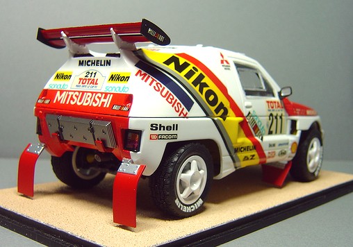 1/24 三菱パジェロ 92パリ～ル・カップ優勝車 Mitsubishi PAJERO PARIS