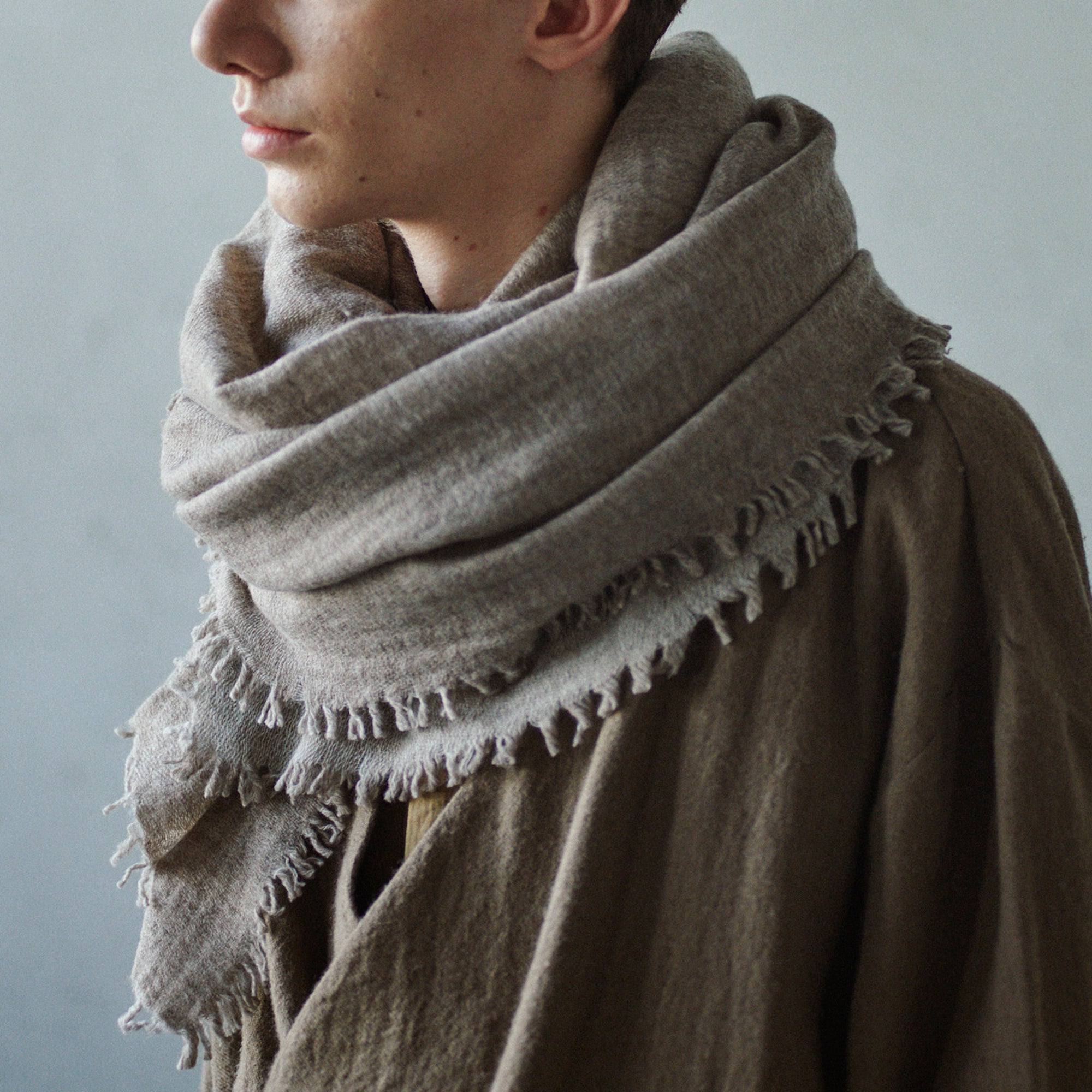 05 | 四方房リバーシブルストール