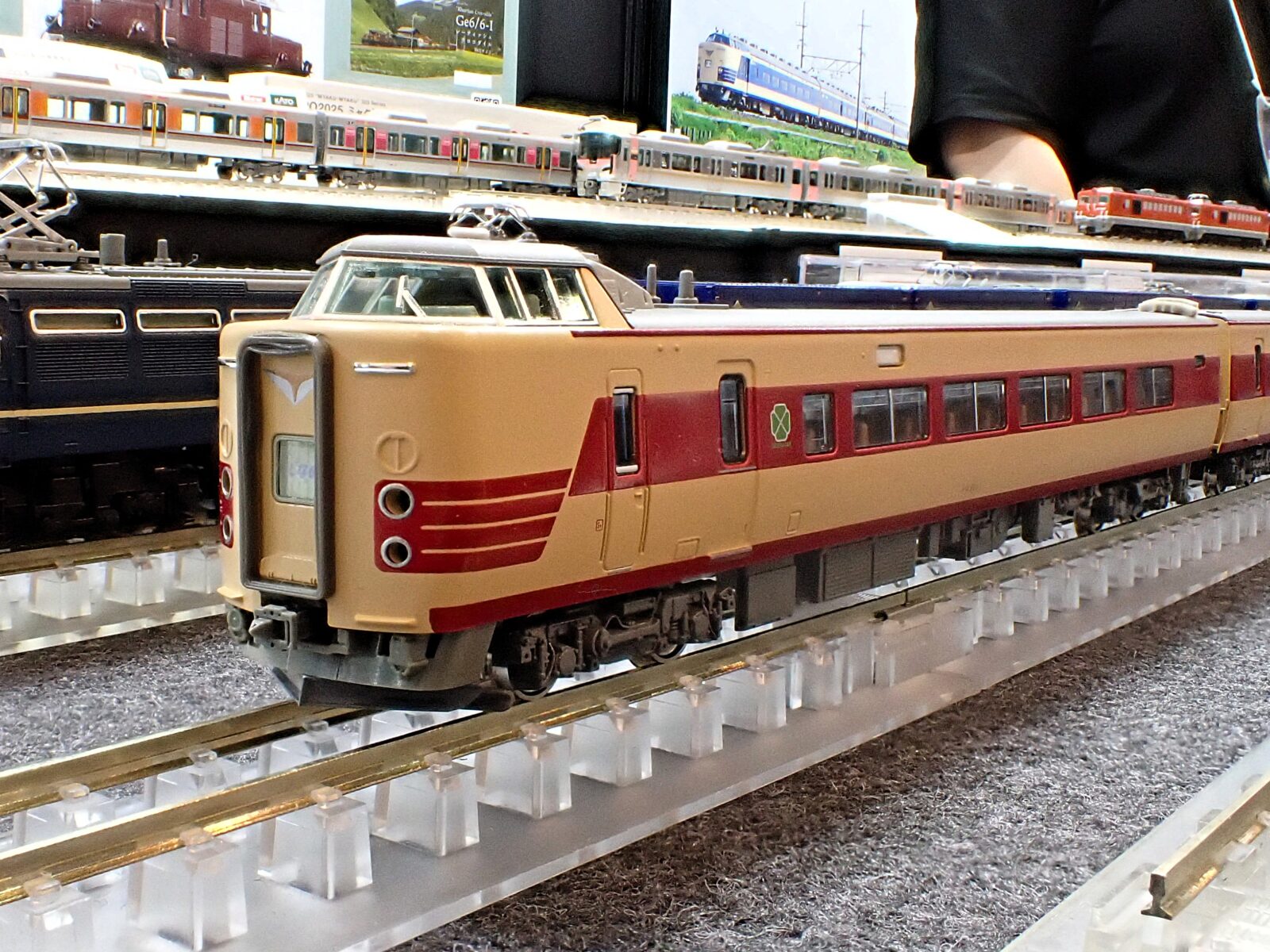 381系「しなの」（JR仕様） 6両基本セット 品番：10-2037 鉄道模型