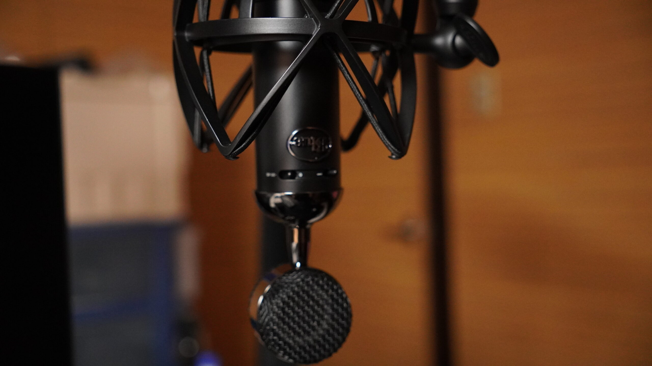 Blue Spark SLをレビュー。「ダイナミックレンジの広く、自然な音質