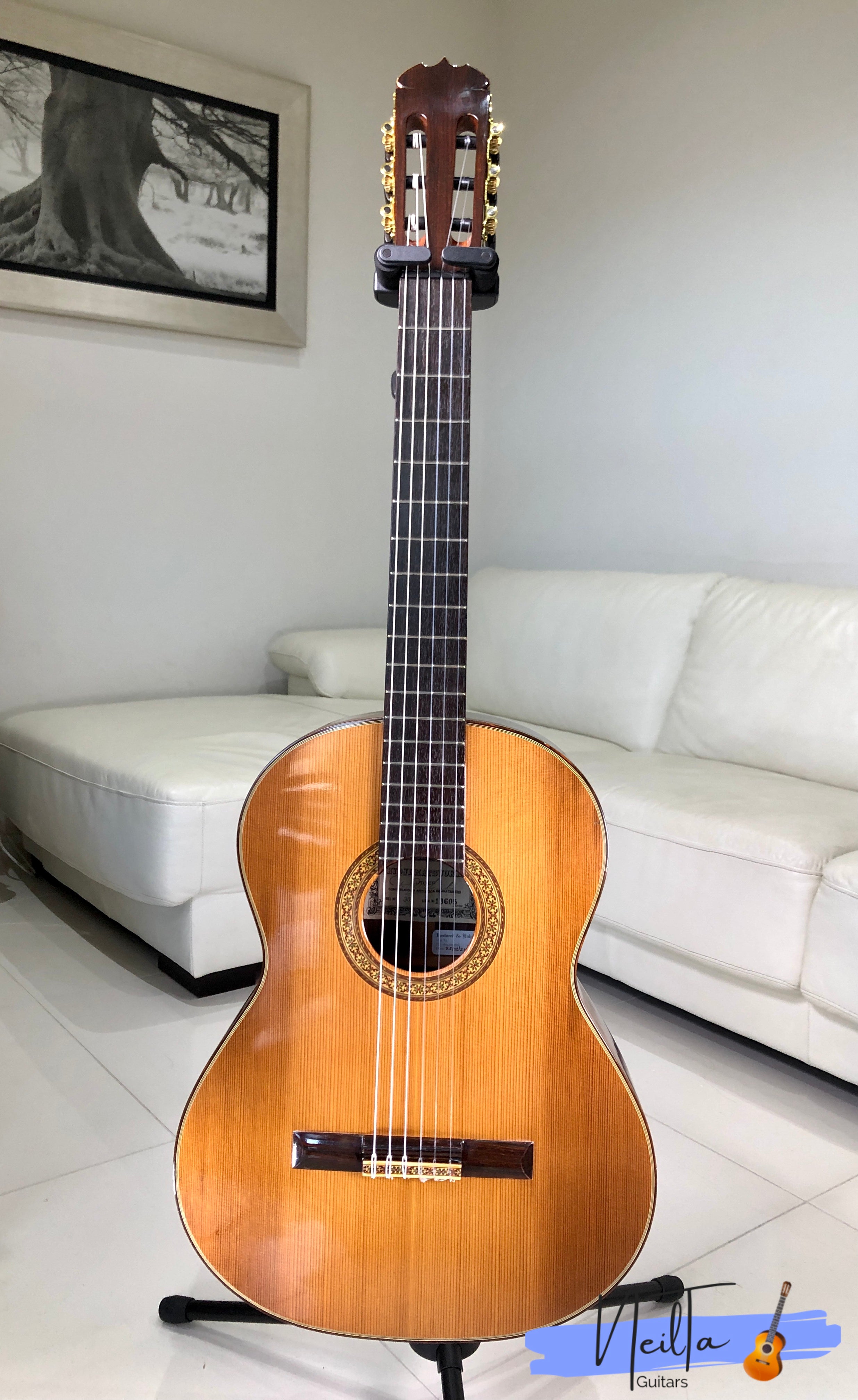 Ryoji Matsuoka No.30 Handmade classical Guitar (1976) – Neil Ta Music