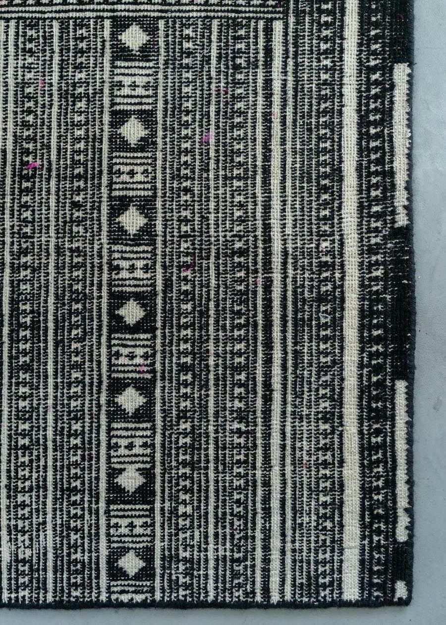 Wool Hand Knotted Carpet | Pasand by ne Quittez pas | パサンドバイ