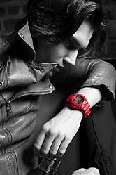 大友克洋氏が監修した「AKIRA」と「G-SHOCK」のコラボモデル登場