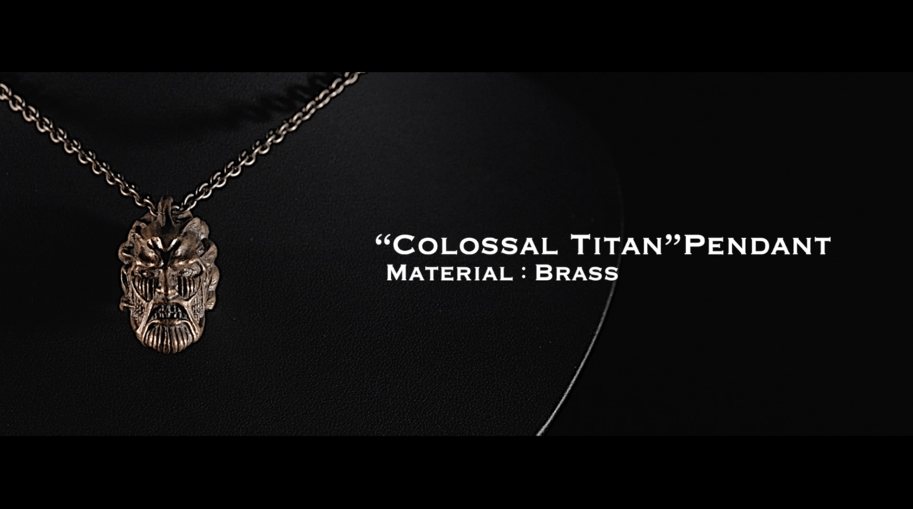 進撃の巨人』より「超大型巨人」「終尾の巨人」「鎧の巨人」をモチーフ