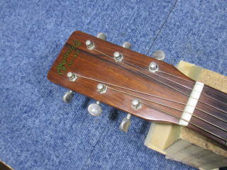 マーチン 000-18 - マーチンクラック｜ピックガード製作｜サドル弦高