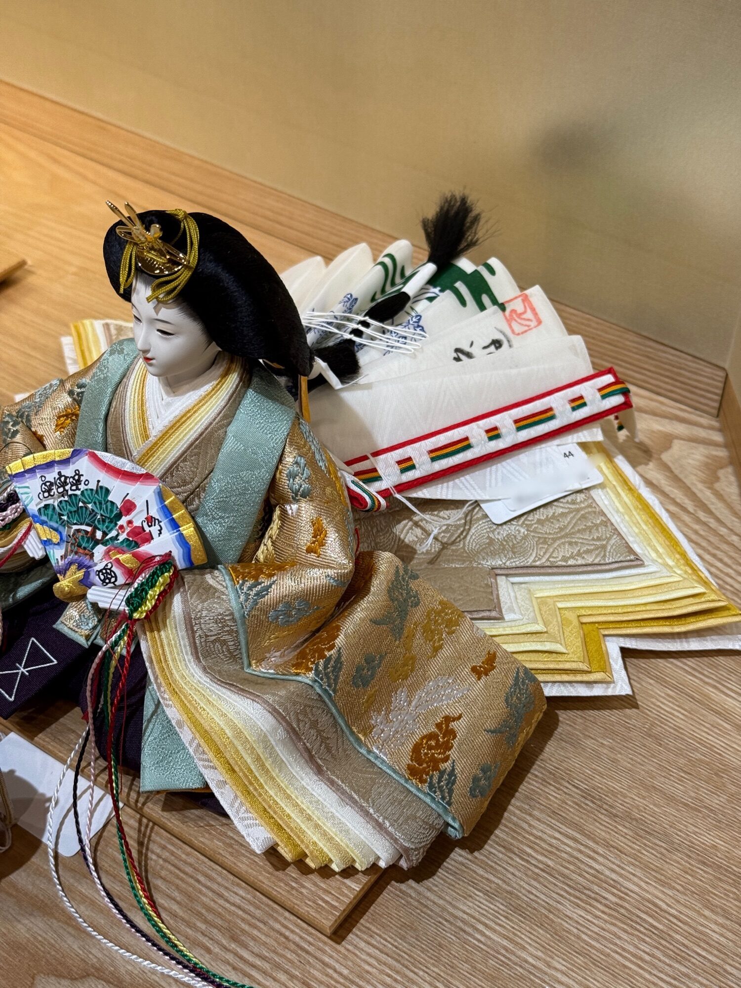 清水久遊作 瑞雲に鳳凰 金屏風親王飾り｜人形のかに江