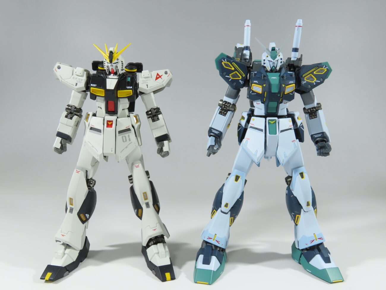 METAL ROBOT魂 νガンダム（ダブル・フィン・ファンネル装備型