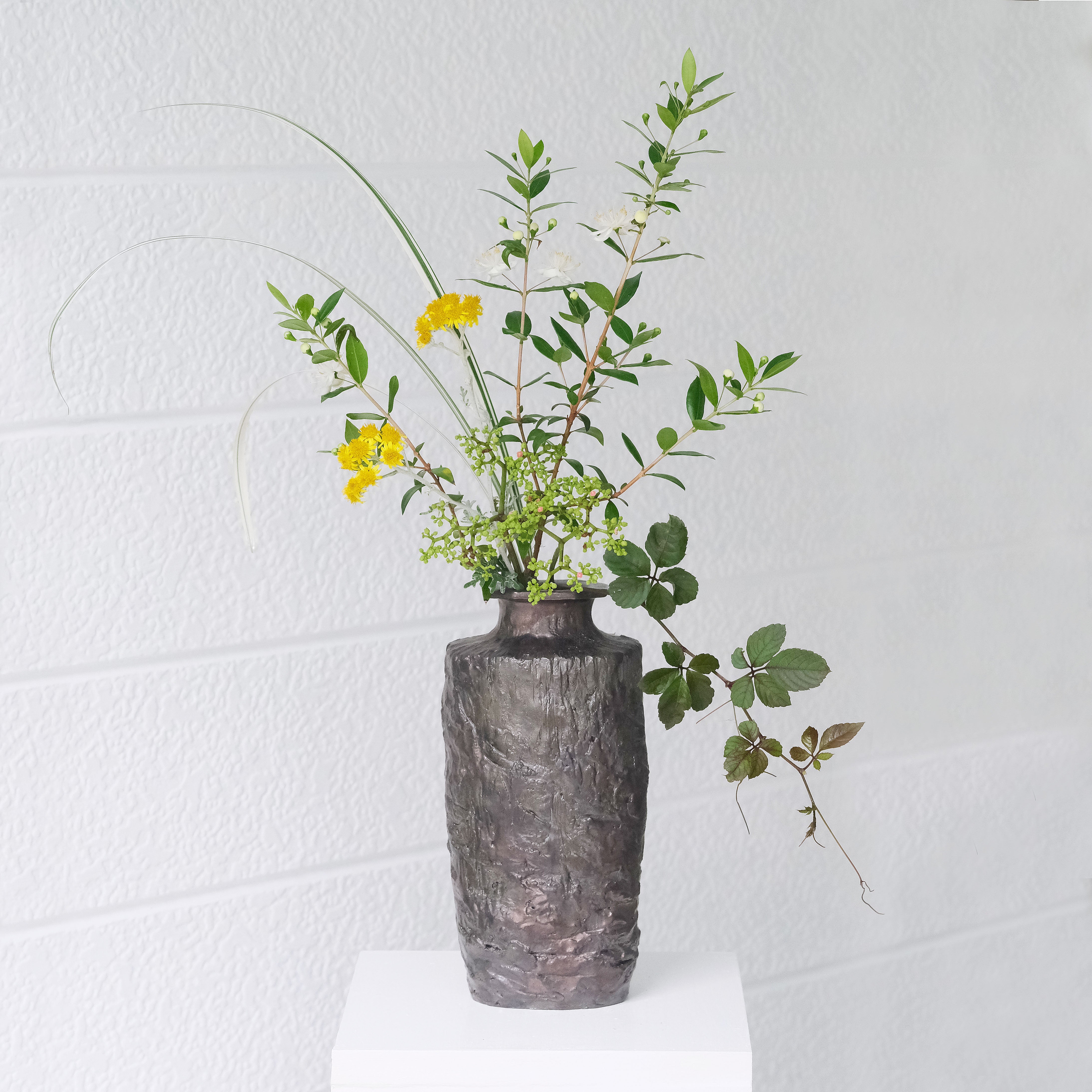 ブロンズ柱花瓶 – Ocean Ridge Kiln