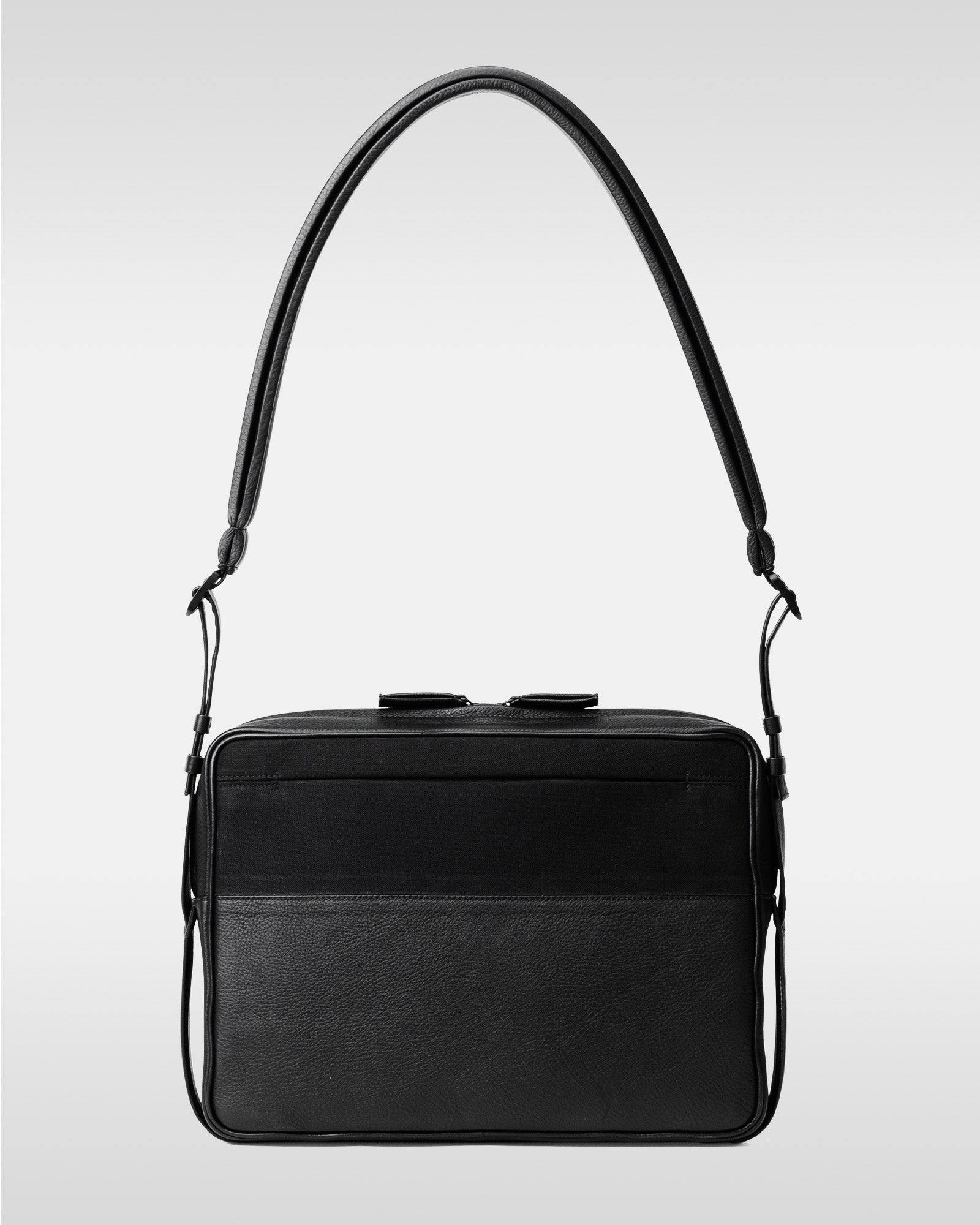 ソフトショルダーバッグ ラージ - レザーショルダーバッグ – objcts.io