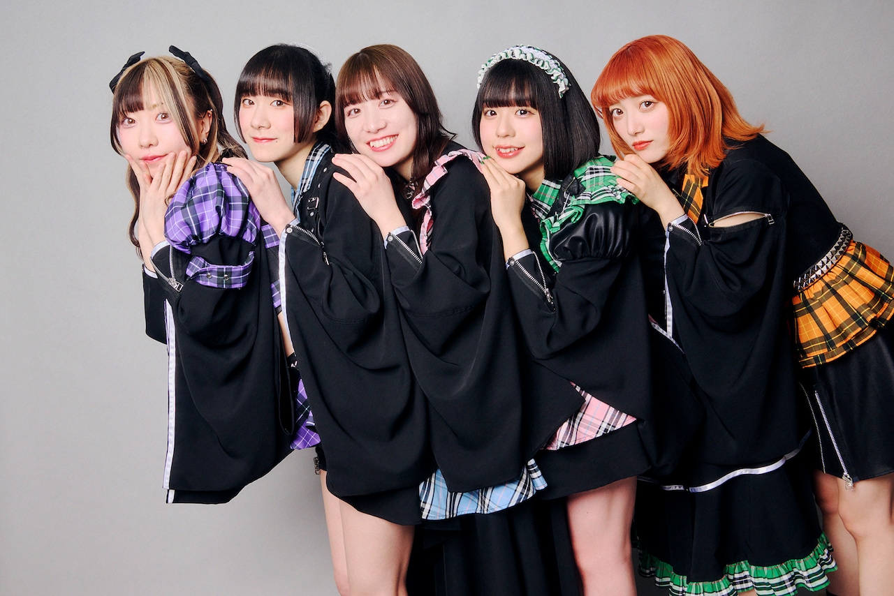 田淵智也ソロアルバム、初回盤特典アクキーは「夜桜四重奏