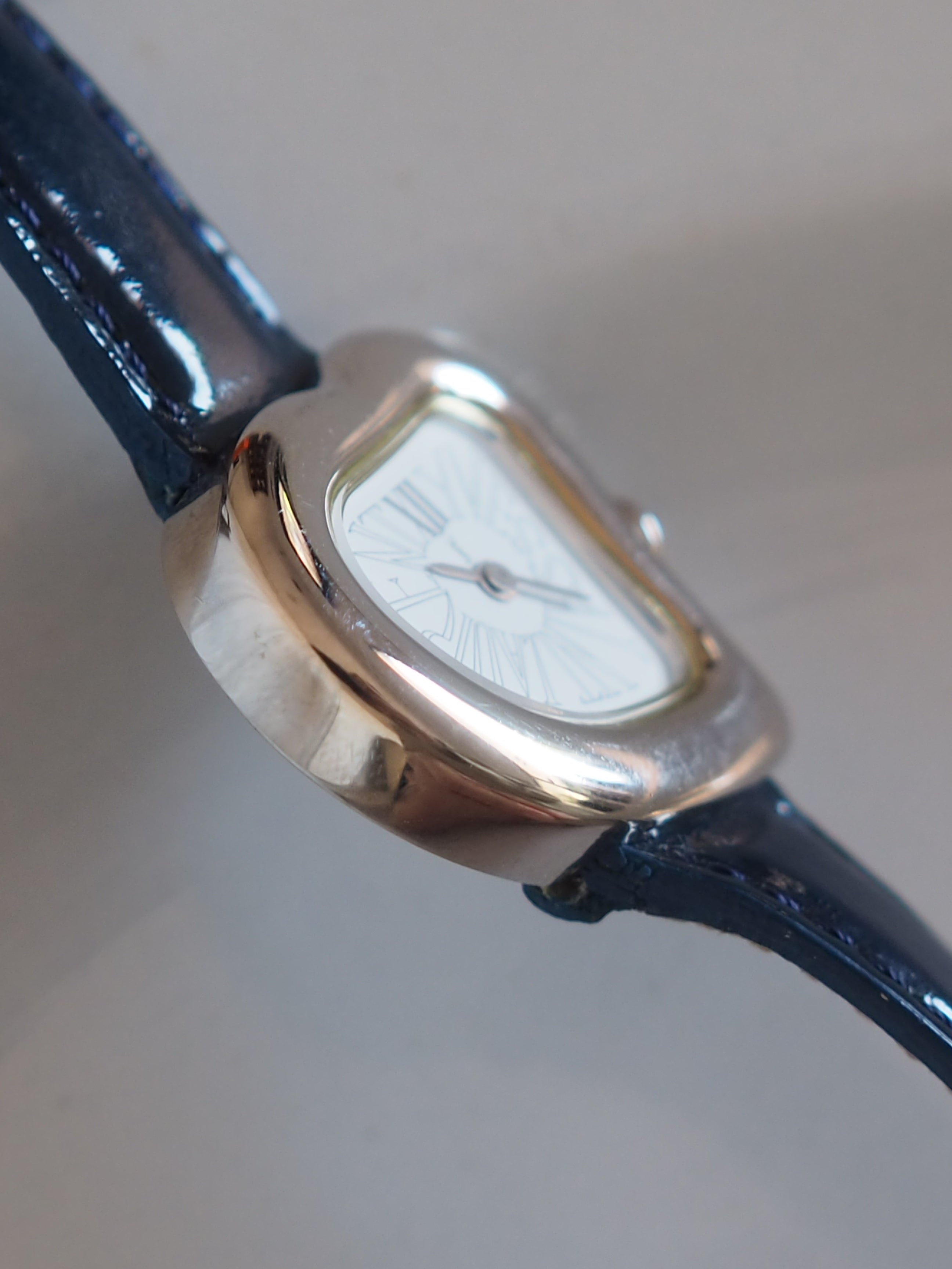 Yves Saint Laurent イヴ・サンローラン YSL ハート ウォッチ 腕時計