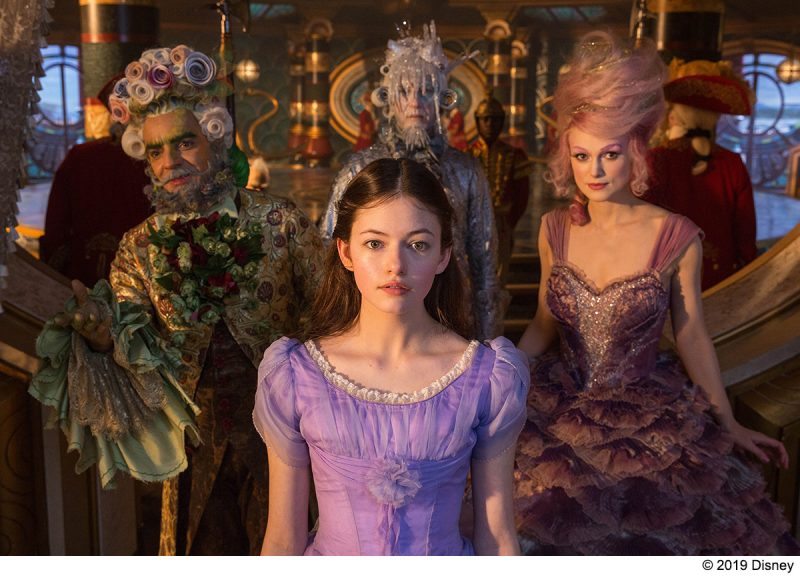 ハリウッドやパリコレを賑わせる美しすぎるマッケンジー・フォイの魅力