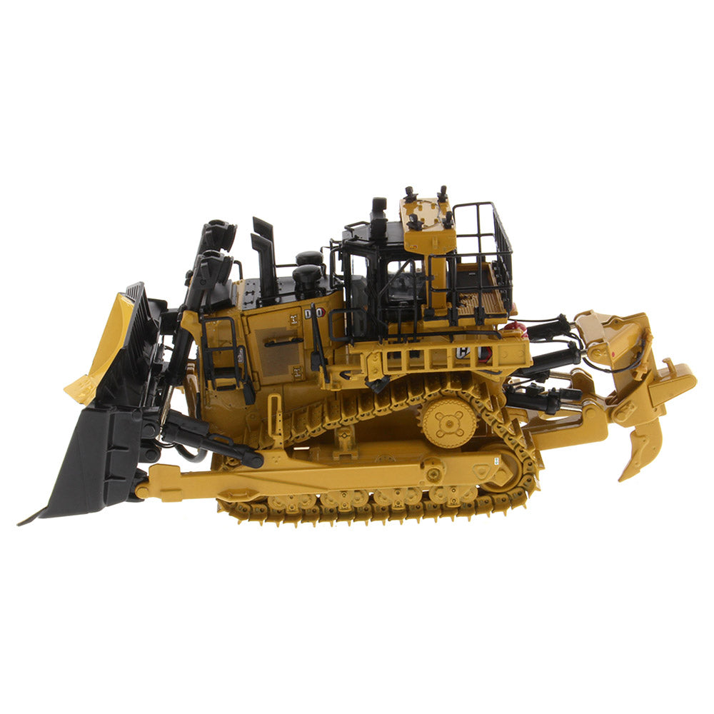 1/50 Caterpillar D10 Dozer — Outback Toys