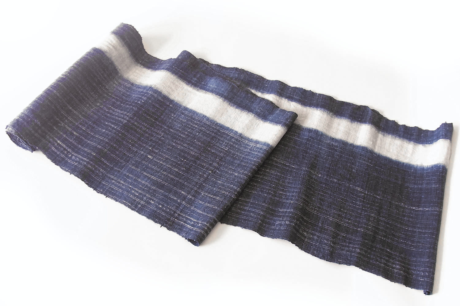 モン族藍染めろうけつ麻布No.T-HM-231|中国に暮らすモン族（ミャオ族