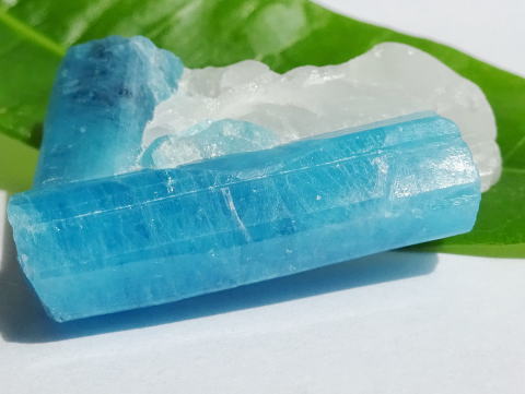 パライバドットコム パライバトルマリン原石