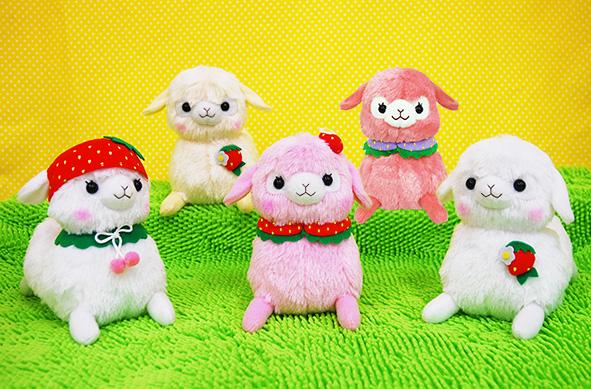 2月新作》【アルパカッソラブベリー】 いちごのモチーフを身に着けた
