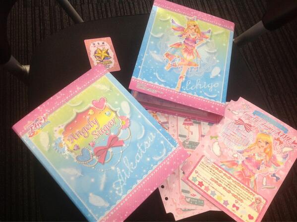 2月8日より「DCDアイカツ！」のオフィシャルバインダーが2種類登場して