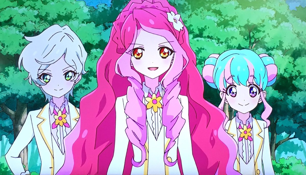 本日5/1は「アイカツスターズ!」の騎咲レイちゃんのお誕生日。 画像の