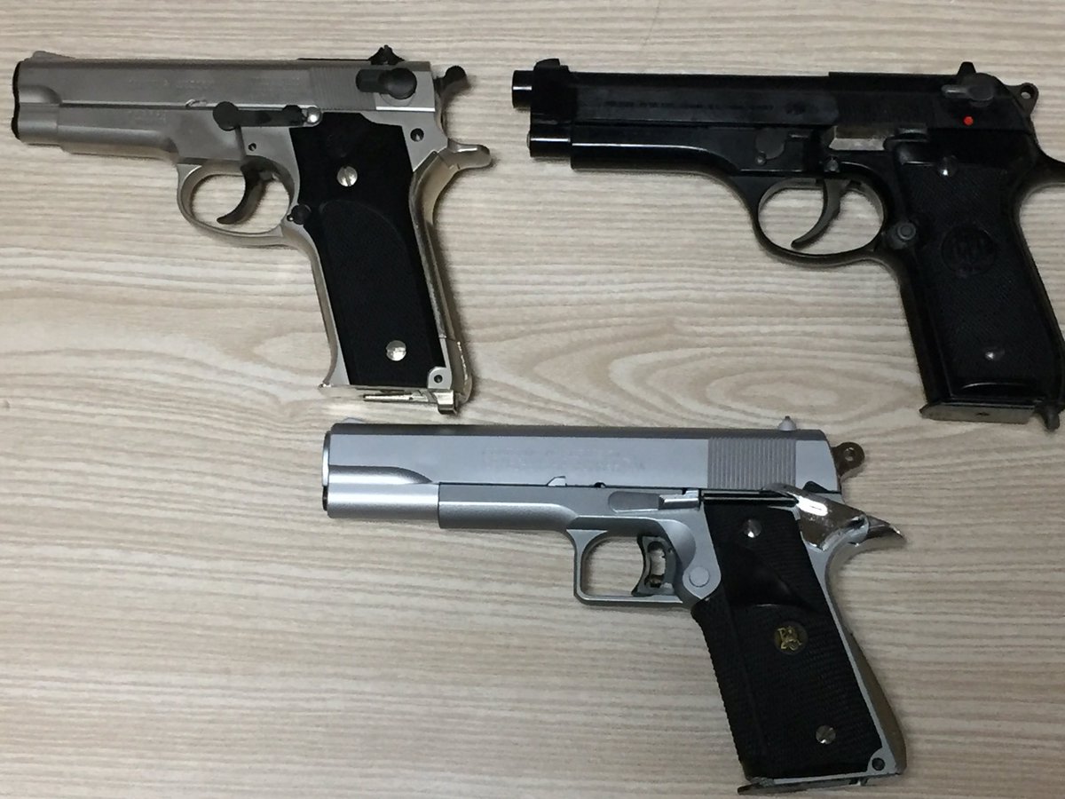 ゴリラ警視庁捜査第8班で風間刑事(神田正輝)が使用していた銃 3丁 S&W