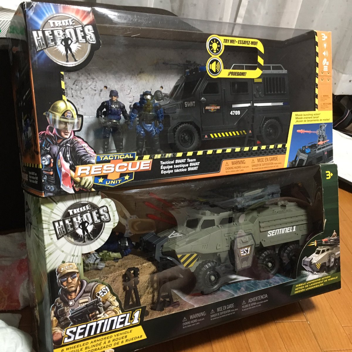 アクアシューターズ 勢の方々にDICKE TOYSの車両がひろまってきたっ