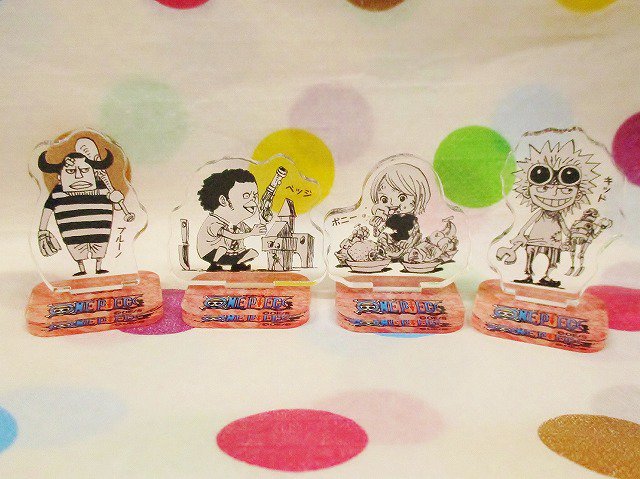 新商品】 『ONE PIECE』アクリルminiフィギュア ～The childhood of