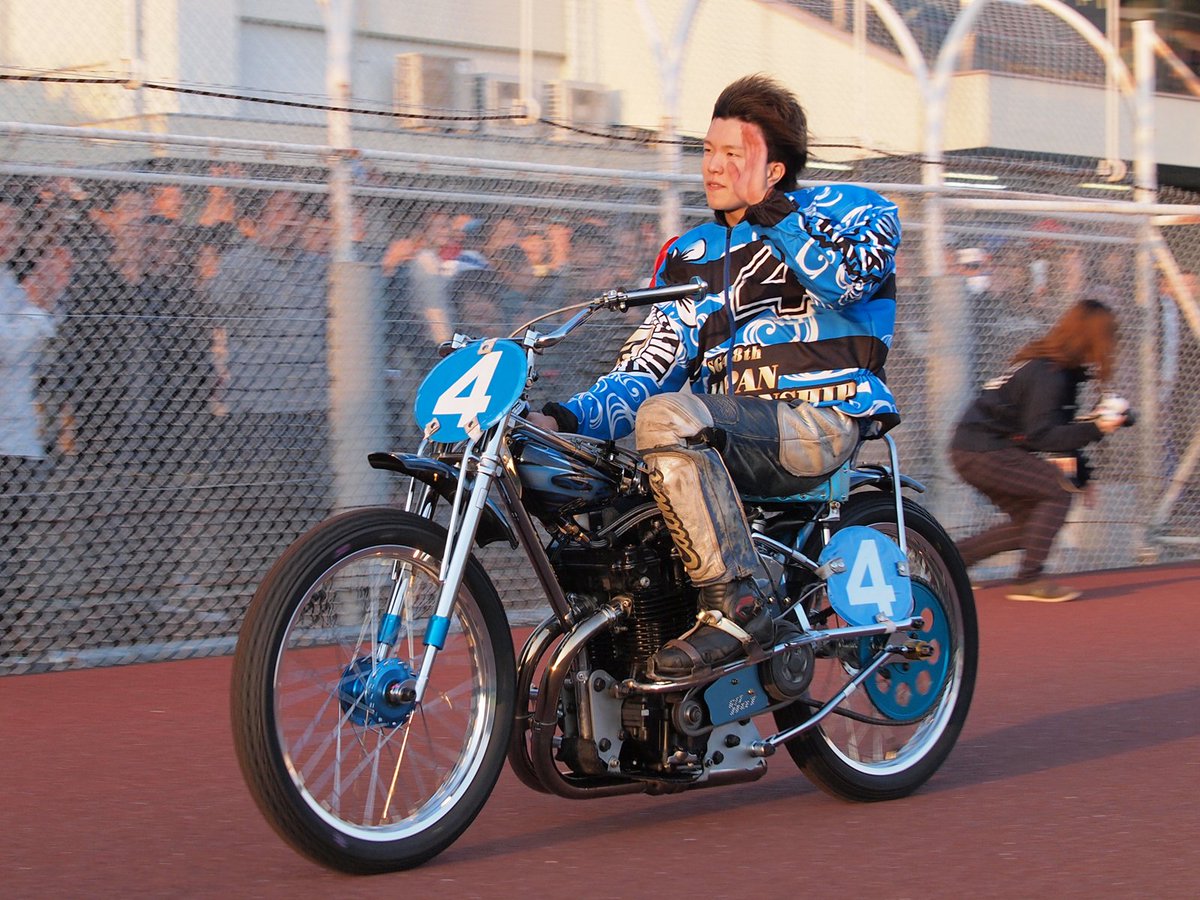 8月27日(日)の浜松オートPRステージに浜松オート所属の「鈴木圭一郎