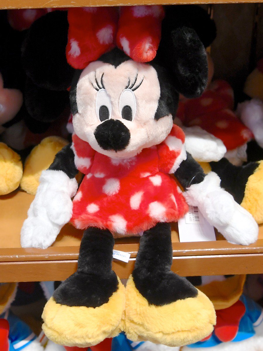 ふわふわ抱き心地のミッキー、ミニー、プーさんぬいぐるみ！ 東京