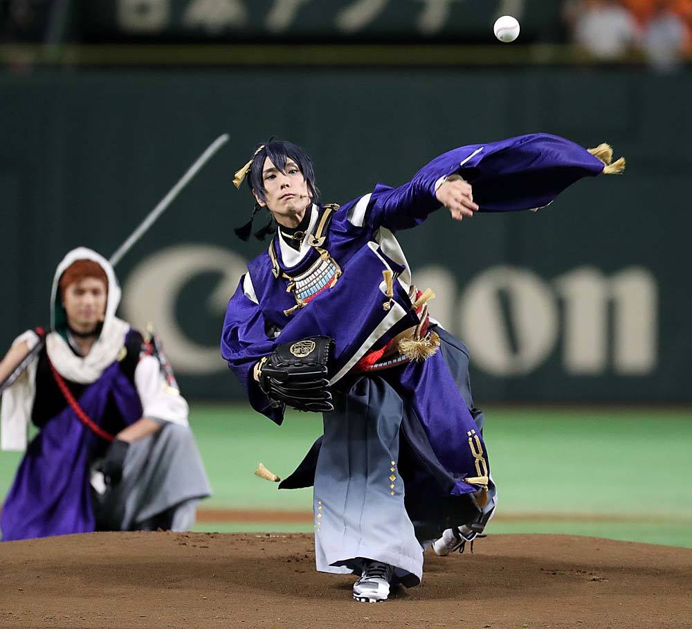 一軍】本日の #ヤクルト 戦はミュージカル「#刀剣乱舞」とのコラボ