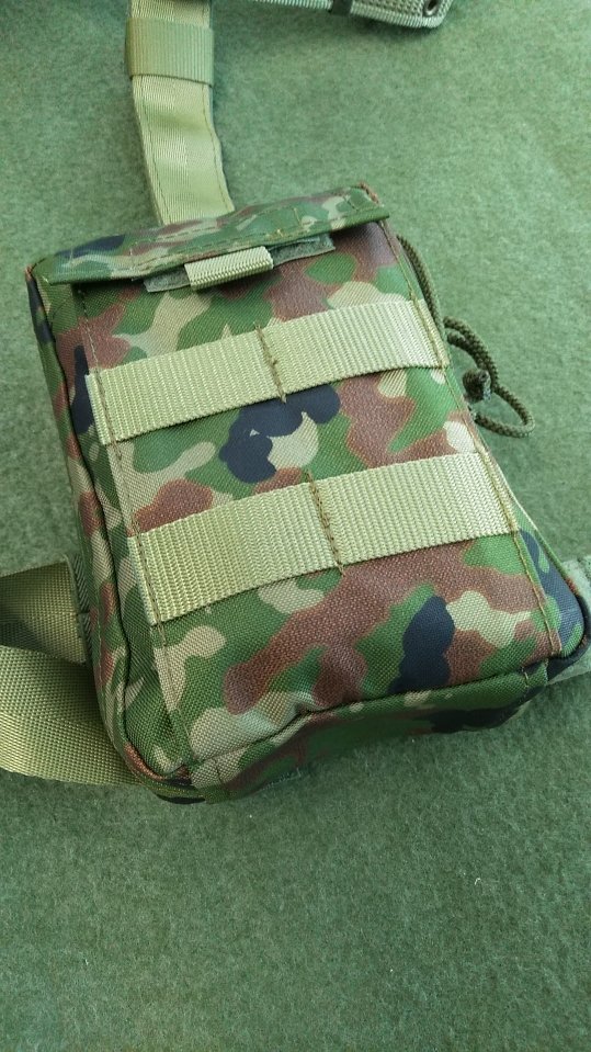 こんばんは 😊 皆さん、 これ見たことありますか？ 携帯型救急セットと