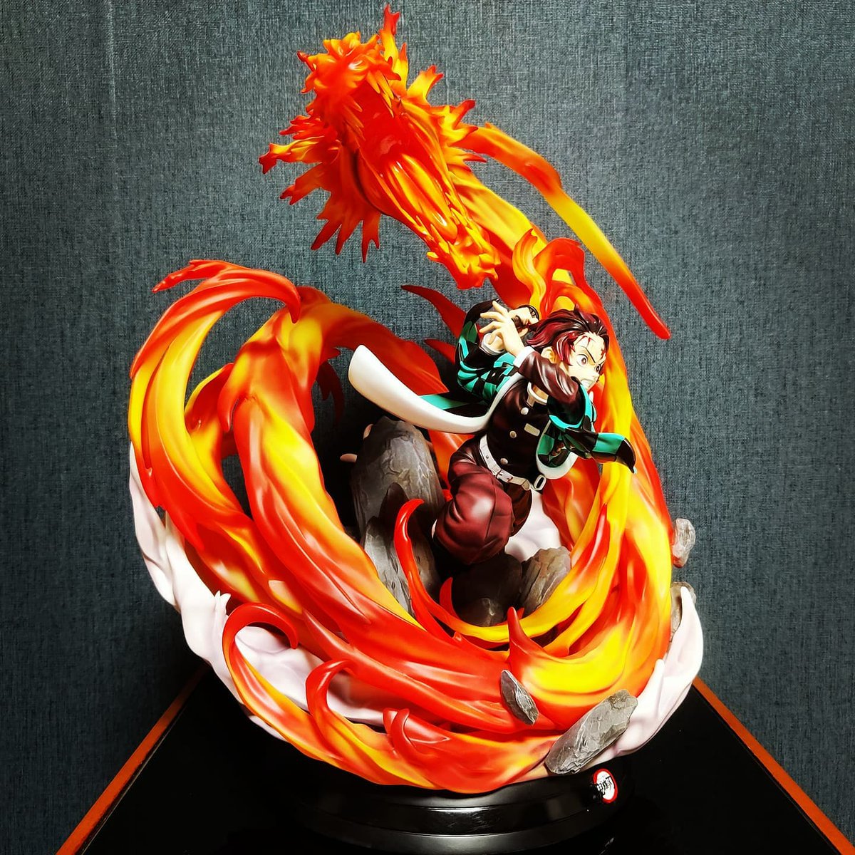 我妻善逸のガレージキットです!火雷神 めちゃくちゃカッコいい! #鬼滅