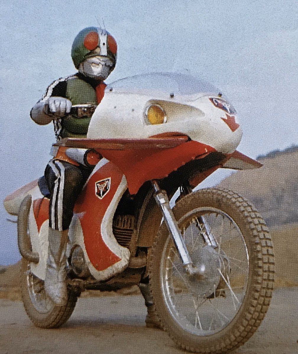 仮面ライダー」より新サイクロン号…テレビに先駆けて劇場版「仮面