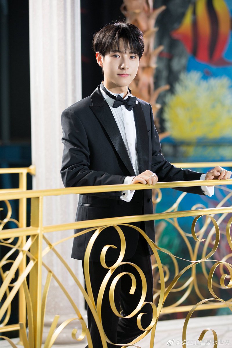 OYF 欧亚菲温泉水世界 中国 ロンジュン トレカ　NASA DREAM NCT