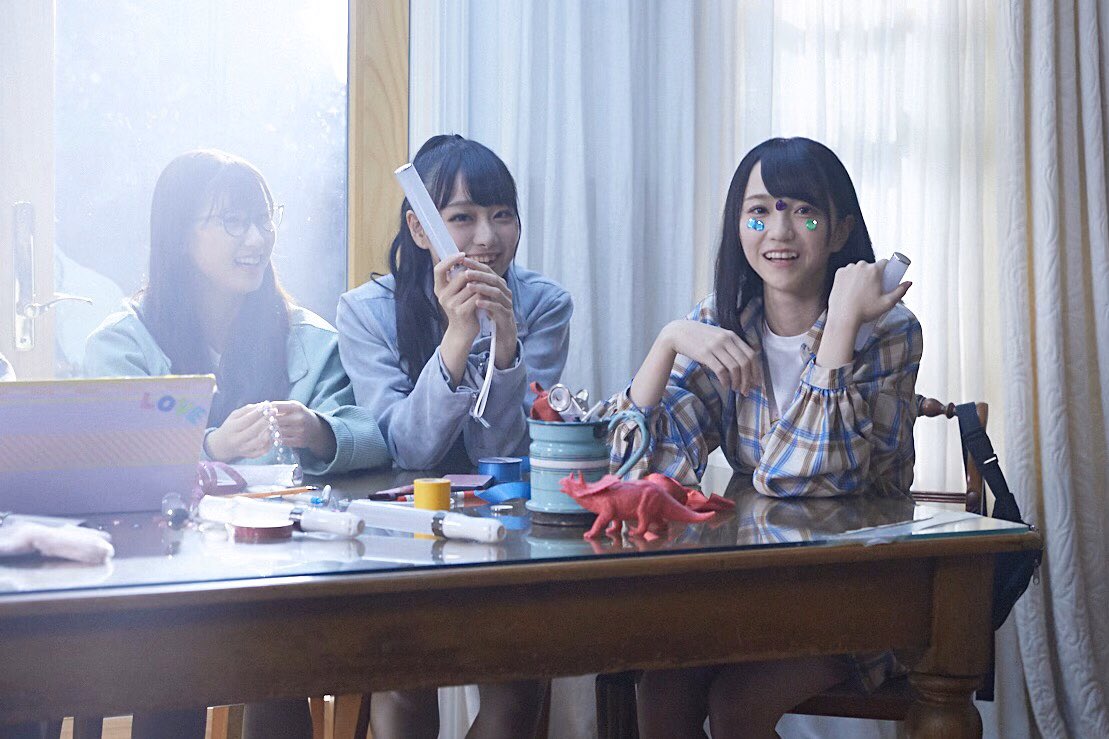 推しのいる世界』 MVが公開されました🔑💓 アイドル側とファン側の